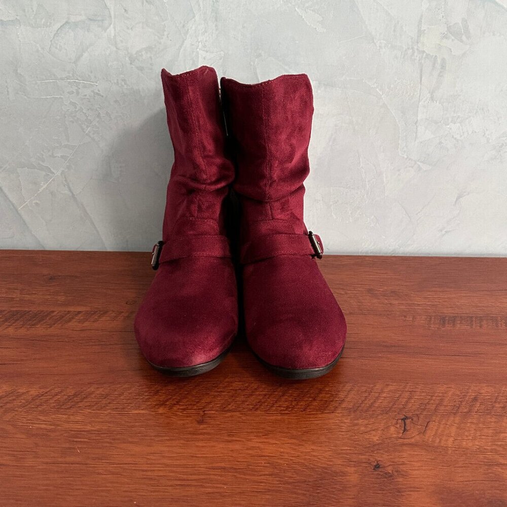 I.D‎ Required Faux Suade Burgandy Boots Sz 10W